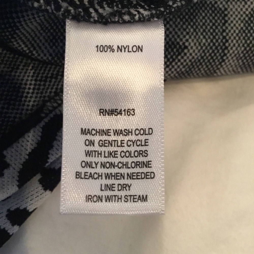 Marc New York Leopard sleeveless Top - Small - Picture 8 of 8